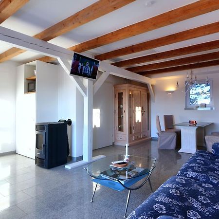 Gesindehaus Charis Villa คิพเพนไฮม์ ภายนอก รูปภาพ